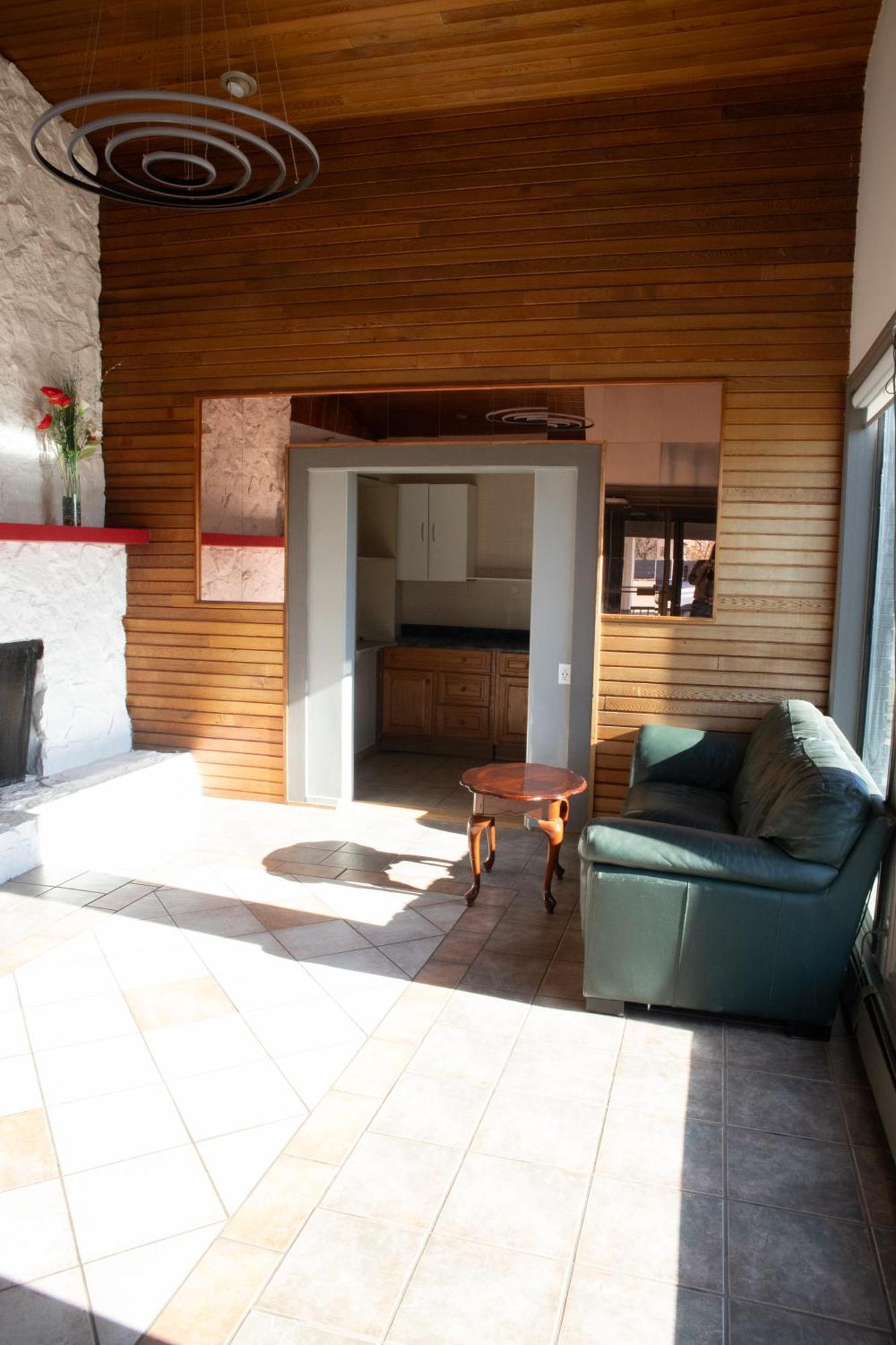Ramada By Wyndham Dawson Creek Hotell Eksteriør bilde