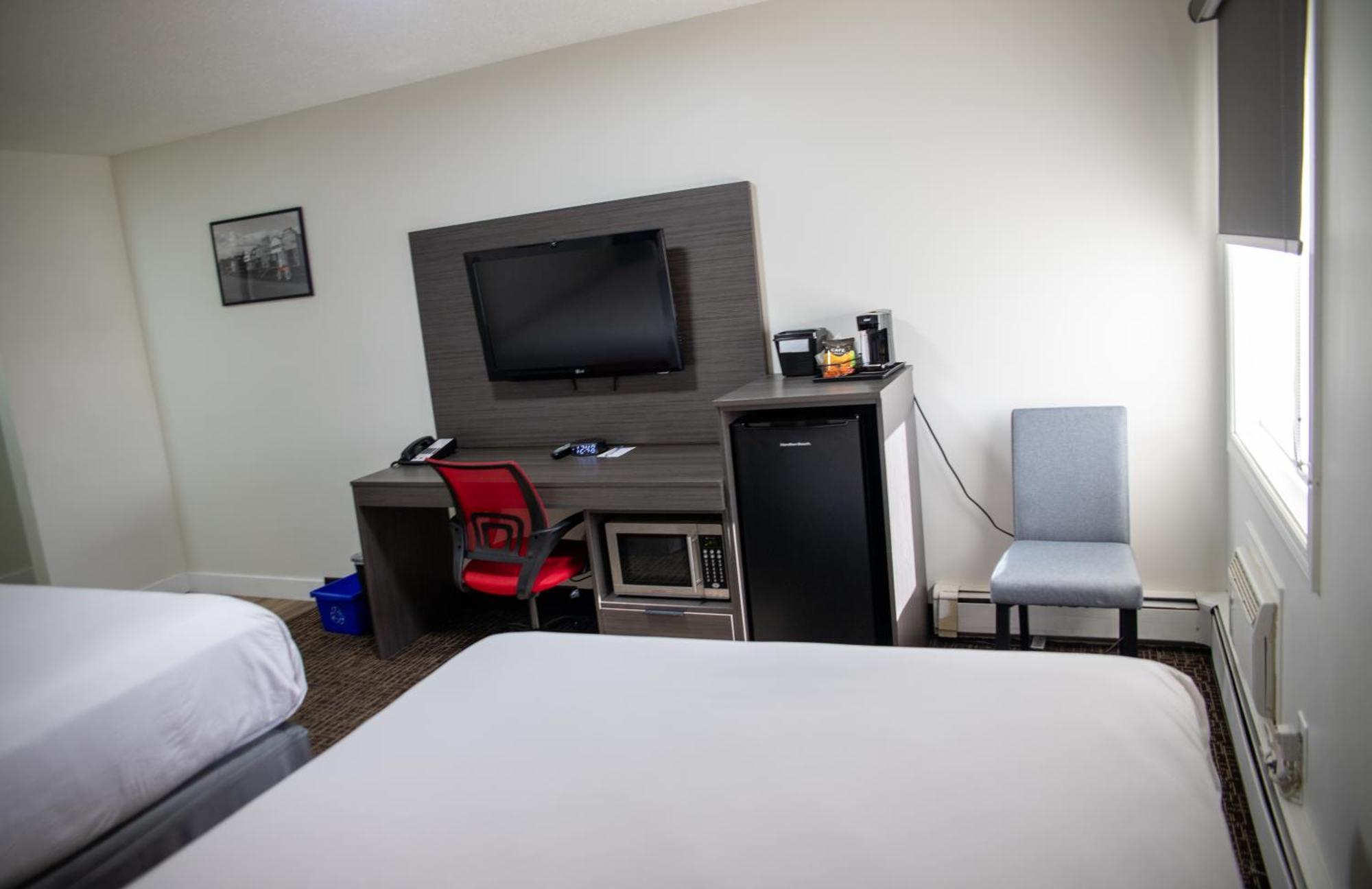 Ramada By Wyndham Dawson Creek Hotell Eksteriør bilde