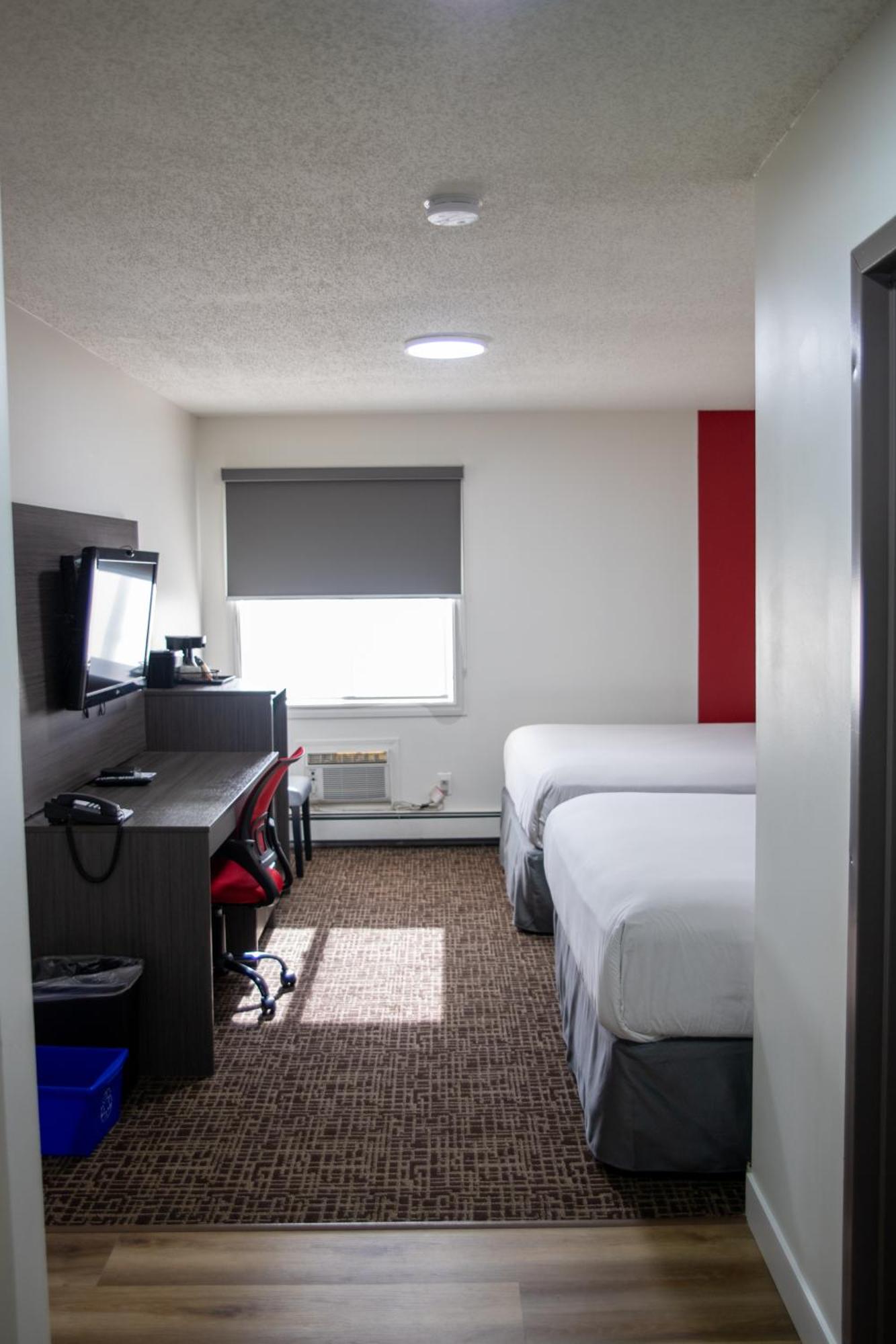 Ramada By Wyndham Dawson Creek Hotell Eksteriør bilde