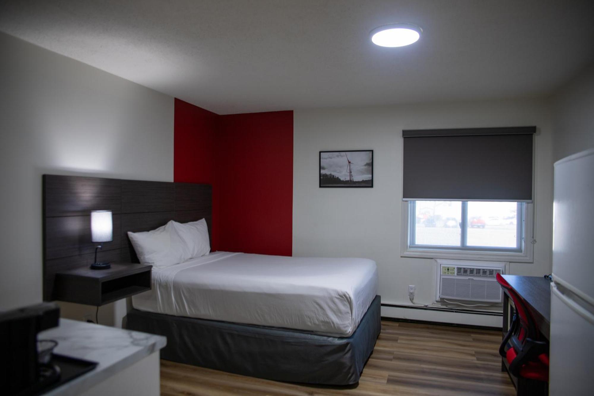 Ramada By Wyndham Dawson Creek Hotell Eksteriør bilde