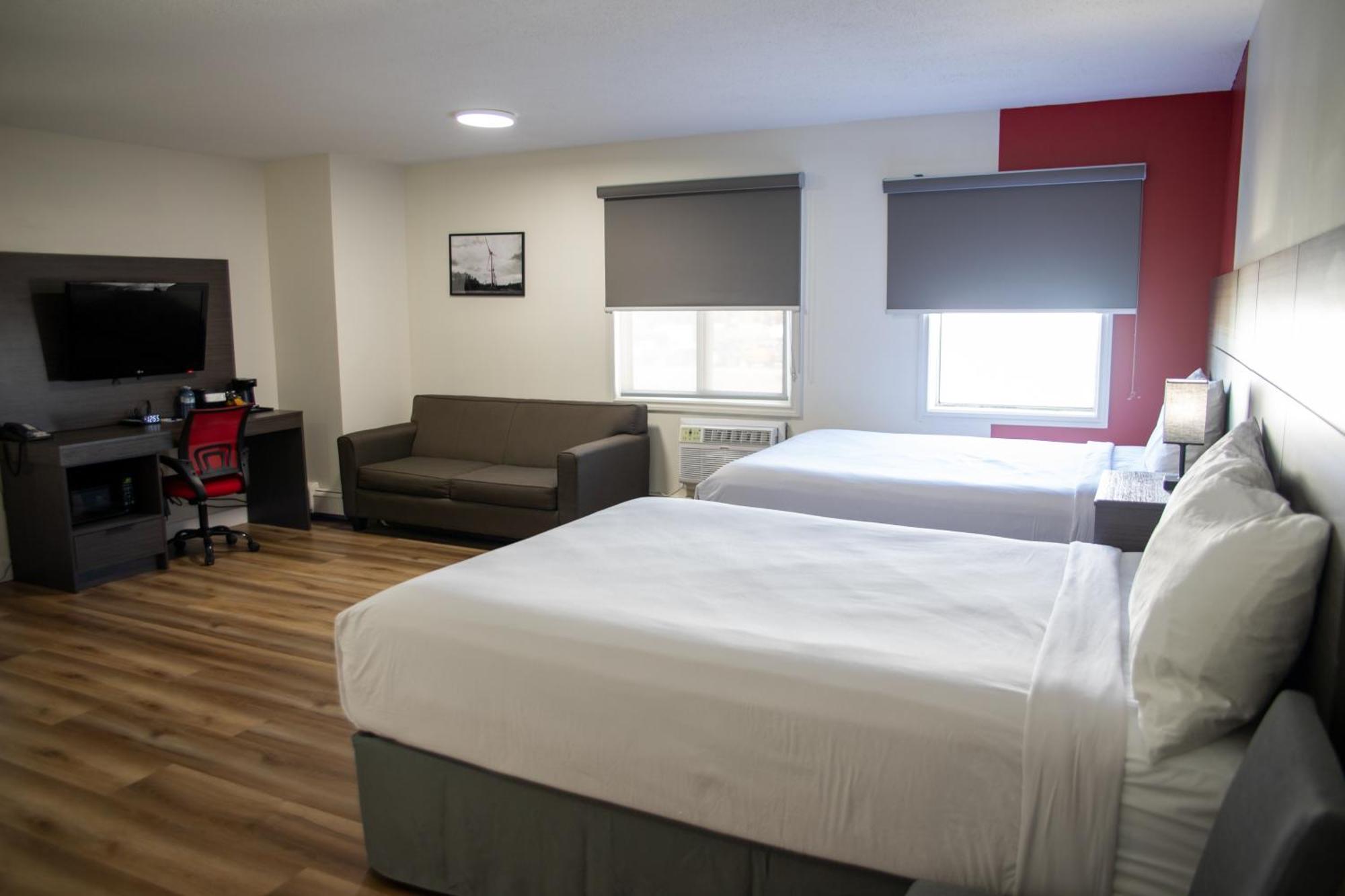 Ramada By Wyndham Dawson Creek Hotell Eksteriør bilde